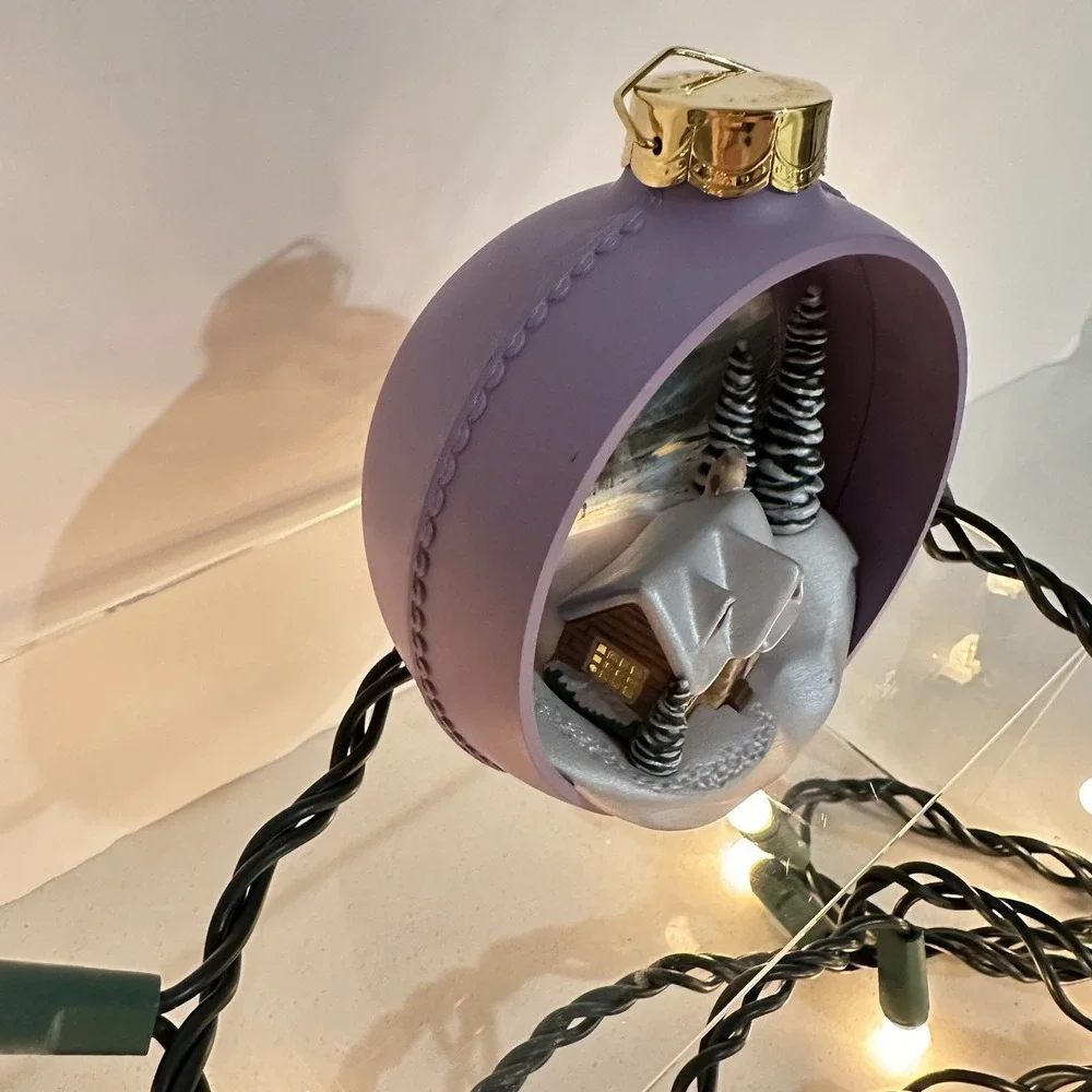 Hallmark Keepsake Christmas Ornament - The Warmth of Home - Thomas Kinkade‎ 1997